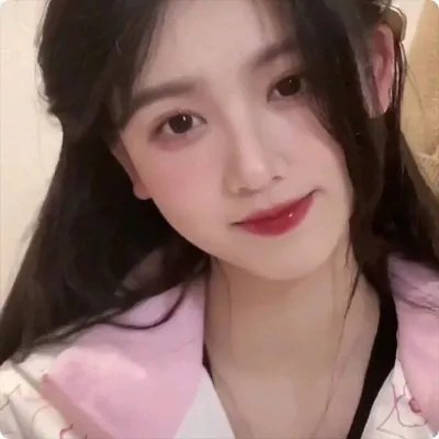 伴游女王